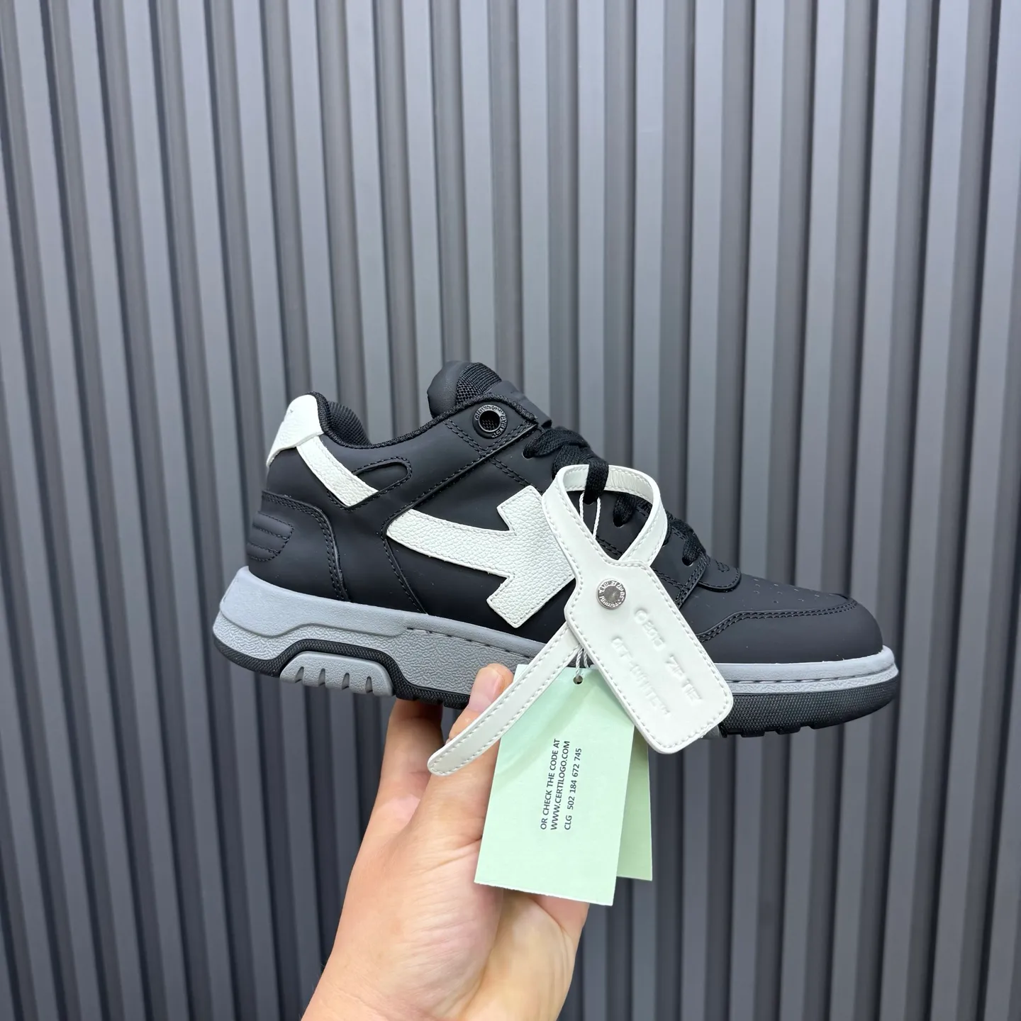 P620 OFF WHITE⚡️Couple model⚡️35-40 women’s model 39-46 men’s model